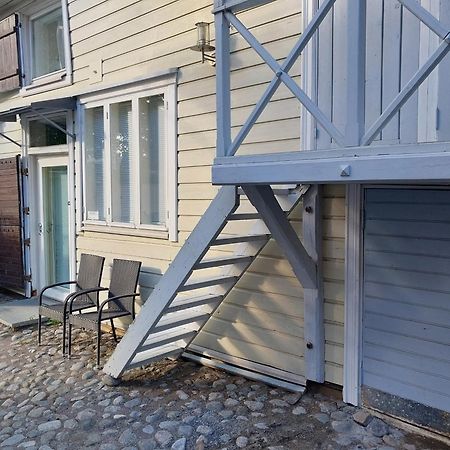 شقة Uniikki Talo Kirjastosilta - Unique House At Centre توركو المظهر الخارجي الصورة